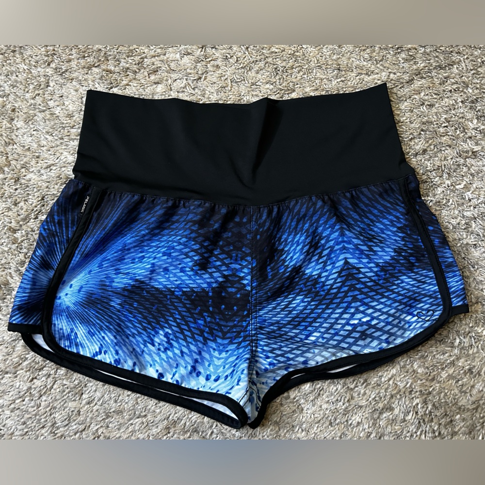 Pelagic fishing shorts yoga style fold over board shorts Medium